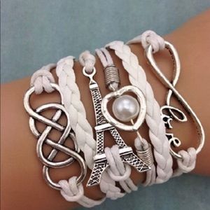 ADORABLE WHITE BRACELET